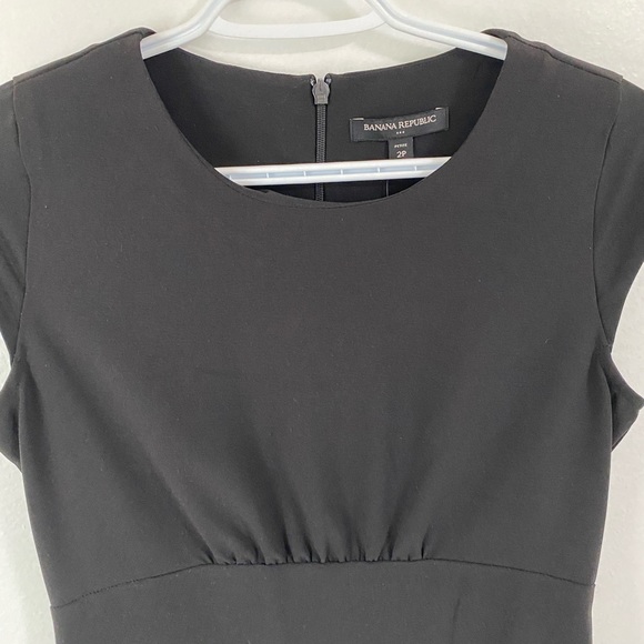 NWT Banana Republic Black Dress - Petite size 2 - Picture 4 of 5